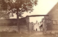 hougNgate1900.jpg