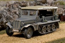 K&C - WS229 - Sd. Kfz.10 Ausf. B Demag - 01s.jpg