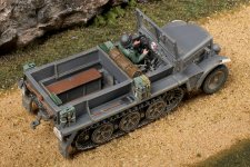 K&C - WS229 - Sd. Kfz.10 Ausf. B Demag - 03s.jpg