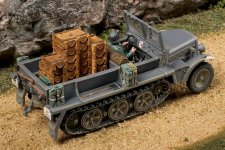 K&C - WS229 - Sd. Kfz.10 Ausf. B Demag - 04s.jpg