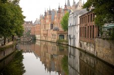 W-bruges-canals-01.jpg