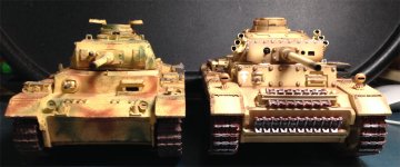 apanzeriii2.jpg apanzeriii2.jpg