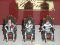 Britains 41138 Sir Lancelot, Sir Galahad, and Sir Gawaine and 3 Thrones.jpg