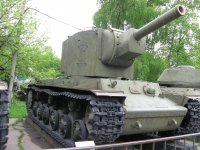 Kv-2 in Moscow.jpg