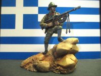 Karousis 1912-1919 Balkan Wars Greek soldier with machine gun pic 5.jpg