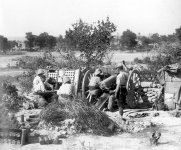 French_75_gun_at_Cape_Helles_1915.jpg