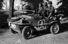 id_schwimmwagen_01_700.jpg