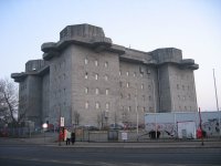 Flakbunker Hamburg-.jpg