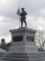 Peronne 2nd Div Memorial 1 s.jpg