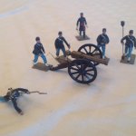 US Civil War gun w crew Union1.jpeg