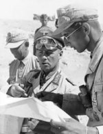 200px-Rommel_with_his_aides.jpg