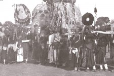 8 Kota State ornament and standard bearers.jpg