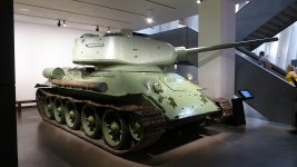 lon t34.jpg