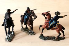 Major Reno and cavalrymen firing (2).JPG