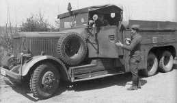 MERCEDES LG3000 KFZ384 AIRCRAFT REFUELLING.jpg