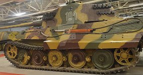 the_tank_museum_king_tiger_by_drago_husky-d8dv2lm.jpg