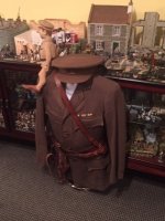 British WWI Officer's Uniform 2.jpg