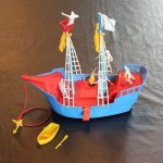 Vintage-50s-60s-Ideal-Pirate-Ship-With-Pirates.jpg