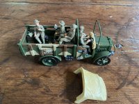 Artillery Lorry by Trophy 1.jpg