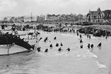 JUNO BEACH 1944 D.jpg