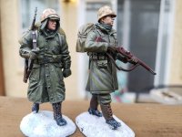 Korean War USMC Marines Britains-Thomas Gunn Toy Soldiers Comparisons 1.jpg