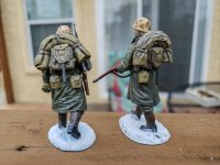 Korean War USMC Marines Britains-Thomas Gunn Toy Soldiers Comparisons 1B.jpg