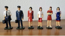 1 1930 K&C Cathay Pacifric Flightcrew 1.jpg