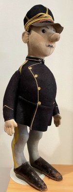 1 1910 Steiff Italian Officer Doll 4 (2).jpg