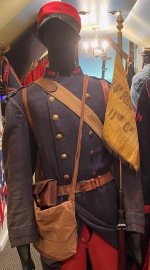 1 1914 French Infantryman with Guidon 2.jpg