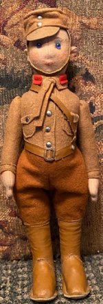 1 1935 Young Hero German Soldier 1.jpg