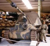 646px-Marder_III_auf_Pz_38_Sins_1.jpg