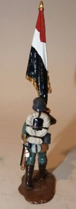 1 1914 Uhlan Standard Bearer 4.jpg
