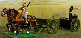 BW  WW1 FIELD KITCHEN ON THE MARCH.png