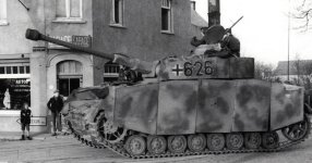 Panzerkampfwagen+IV+Ausf+H+of+12th+SS+Panzer+Division-3421955916.jpg