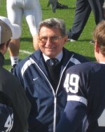 Joe_Paterno_Sideline_PSU-Illinois_2006.jpg