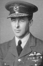 Donald_Bennett_as_an_air_officer.jpg