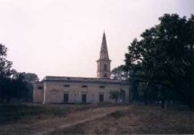 benaraschurch.jpg