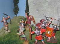 Forum2.jpg Forum2.jpg