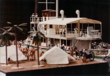 Boat09sm.jpg