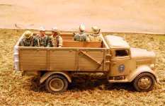 AKtruck1w.jpg
