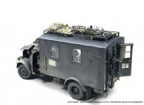 Opel Blitz Kofferbau Funkwagen3.jpg