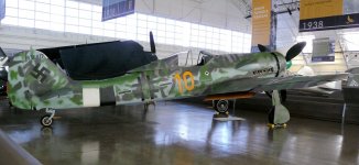 Seattle FW 190D_13 Dora.jpg