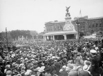 London_Victory_Parade_July_1919_IWM_Q_28765.jpg