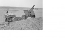 Towed 25 pdr.jpg