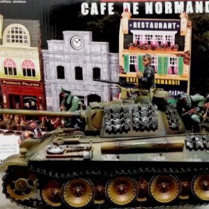 Figarti Panther G with K&C German tank riders