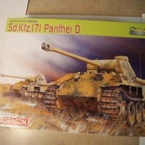 DML 1/35 Scale ‘39-‘45 Series Kit No. 6299; Sd.Kfz. 171 Panther D - Premium Edition