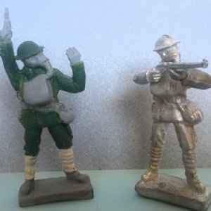 54mm  WW1 Brits in gas masks ready to go over the top