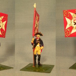 Here is a Fähnrich from Inf Regt 19, "Markgraf Carl", another casting from Rylit.  The flag's details are sculpted, but's also very heavy.  I added a 