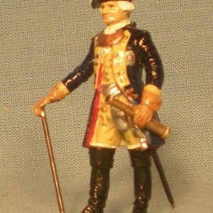 Ferdinand of Brunswick, according to Stadden.  Another portrait figure, that doesn't quite look like the subject, but it's still a pretty good figure.