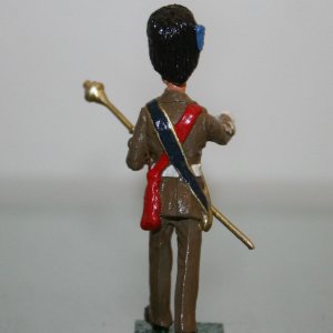 Music in Miniature British officer painted figure bandsman.jpg